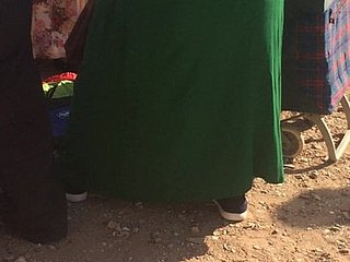 Big pain in the neck arab