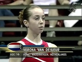 Pesenam Verona van de Leur masuk ke porno 2015