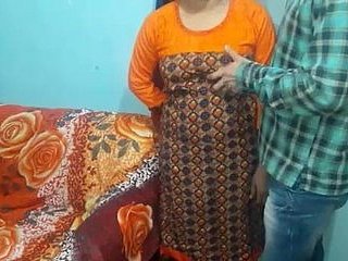 Bagus bercinta buatan sendiri dengan istri