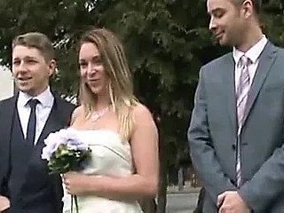 День свадьбы в искаженной фамилии