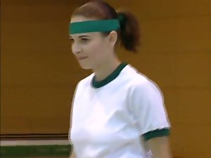 Corina Ungureanu seksi Ginnasta