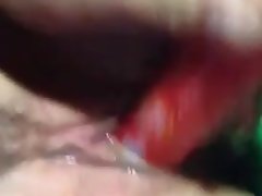 สาวจีนน่ารัก squirting หมกมุ่นใช้ของเล่น!