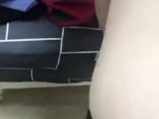 Selama wabah COVID-19, saya bercinta dengan seorang milf
