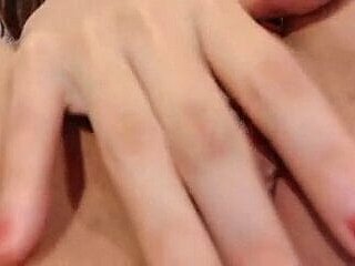Chinese explicit (20yo) makes pink pussy and obese clit wringing wet