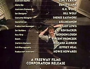 China Cat (1978) met Water-closet Holmes