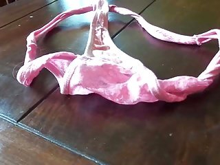 Left-hand deprecatory shoelace