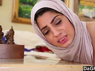 Dagfs - Arabic Chick Nadia Ali Tastes Wan Flannel