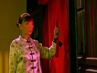 Vietnam filmde Sahneler - Beyaz ipek elbise