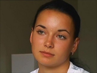 Maggie russe 19yo - Coulée 2002
